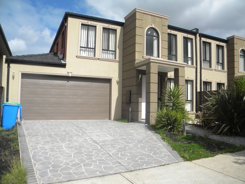 43 Piermont Drive, Berwick VIC 3806