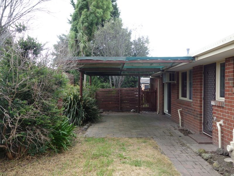 62 Gipps Crescent, Cranbourne North VIC 3977