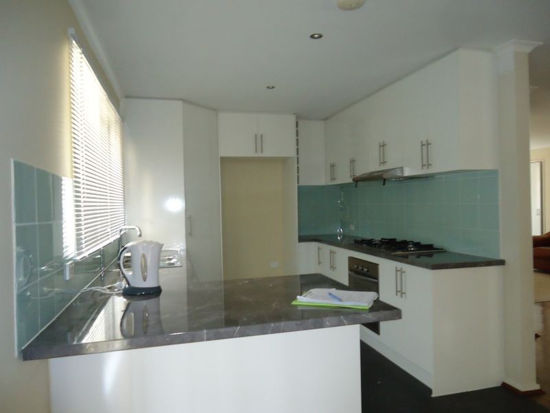 4 Belt Terrace, Endeavour Hills VIC 3802