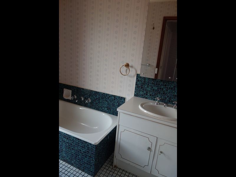 18 Coolavin Road, Noble Park North VIC 3174