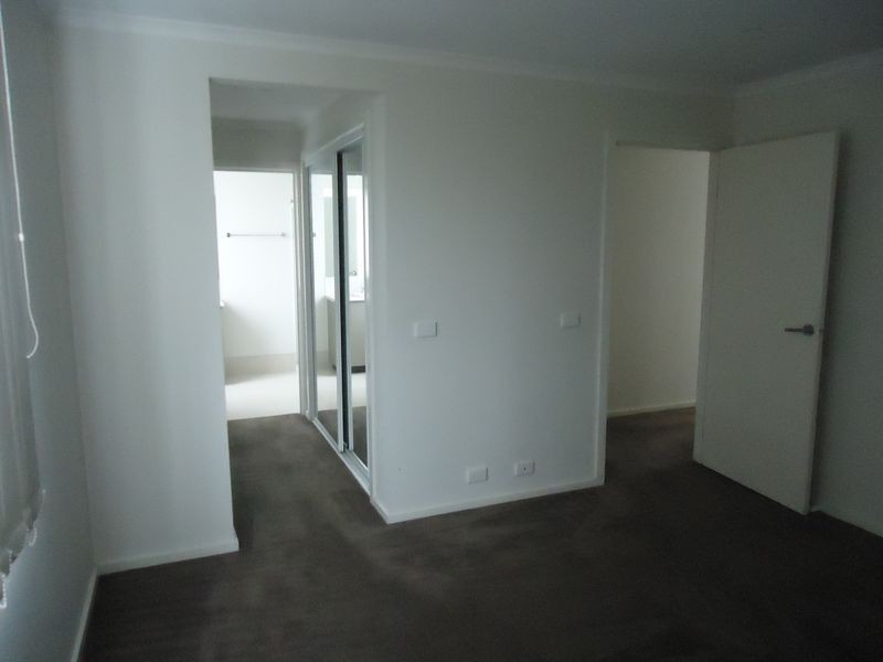 9 Boronia Avenue, Cranbourne VIC 3977