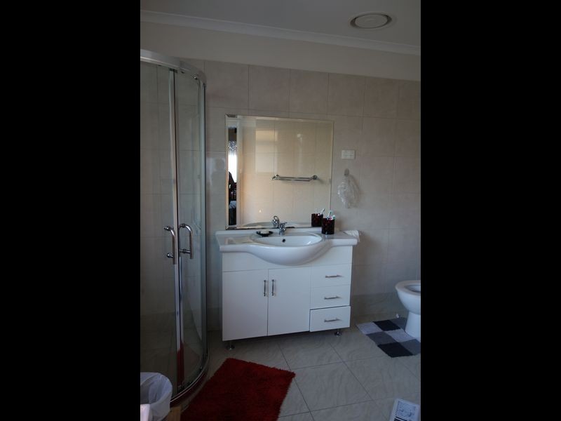 80 Gleneagles Drive, Endeavour Hills VIC 3802