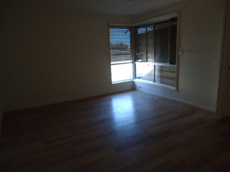 16 Garfield Court, Dandenong North VIC 3175