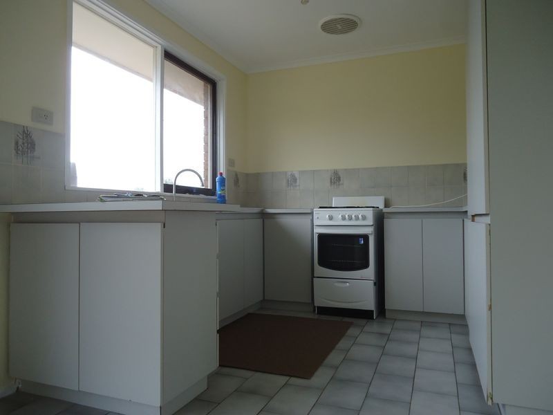 9 Paula Terrace, Endeavour Hills VIC 3802