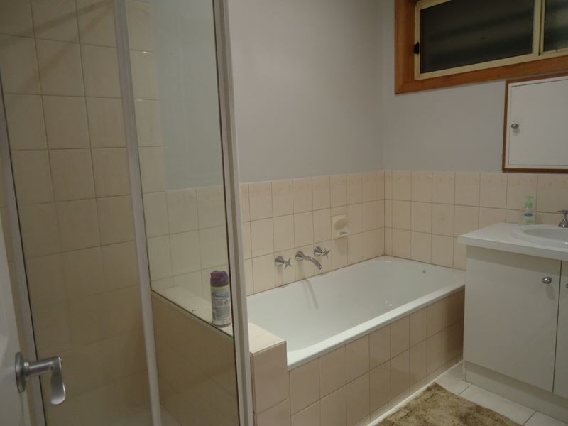 2/19 Temby Close, Endeavour Hills VIC 3802