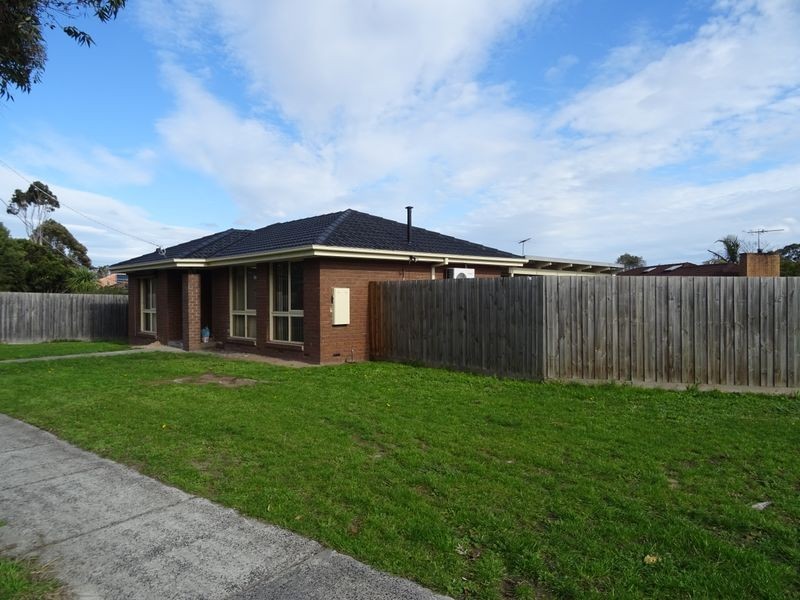 9 Jeffrey Street, Hampton Park VIC 3976