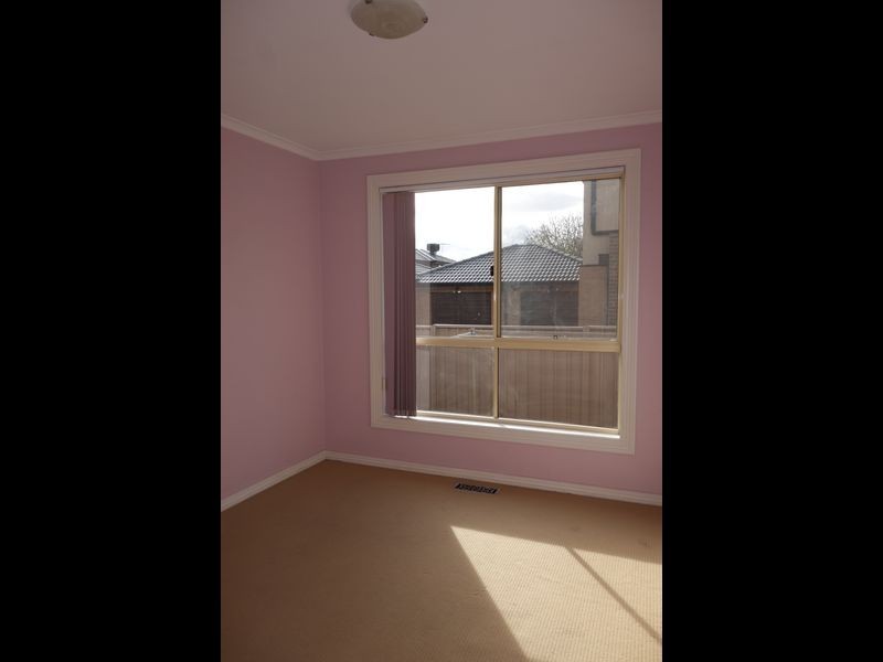 3/28 Canberra Avenue, Dandenong VIC 3175