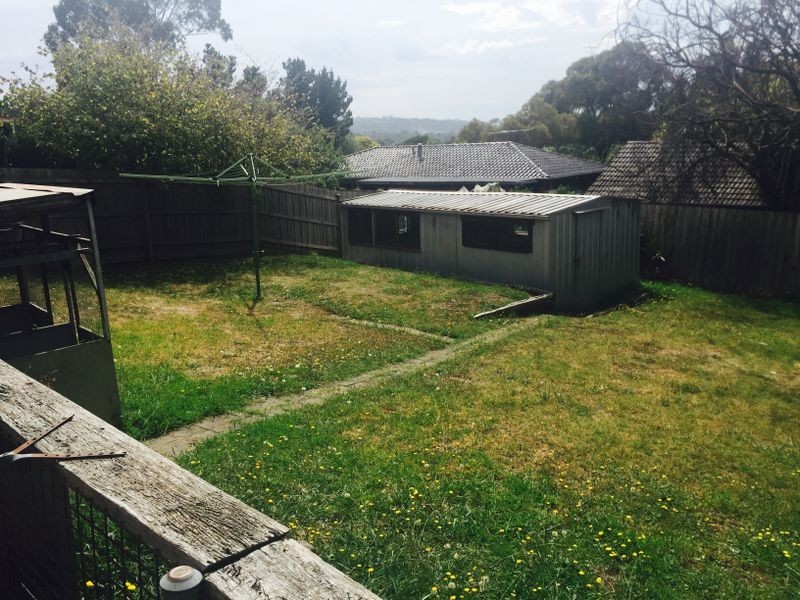 80 Chalcot Drive, Endeavour Hills VIC 3802