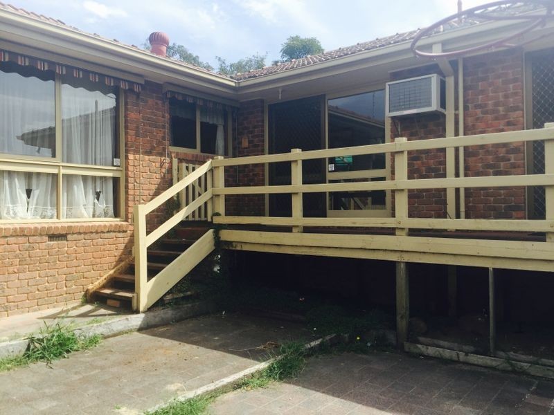 80 Chalcot Drive, Endeavour Hills VIC 3802