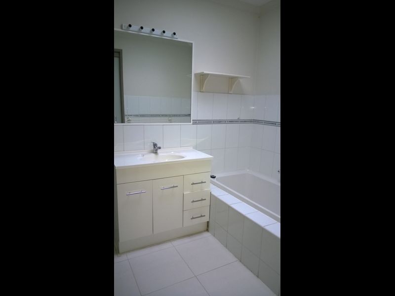 48A David Collins Drive, Endeavour Hills VIC 3802