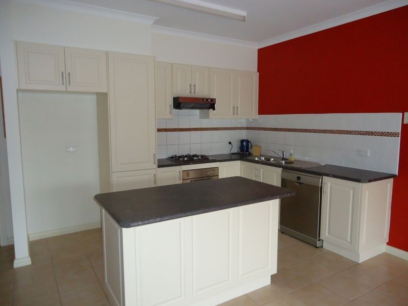 11/84 Heatherton Road, Endeavour Hills VIC 3802