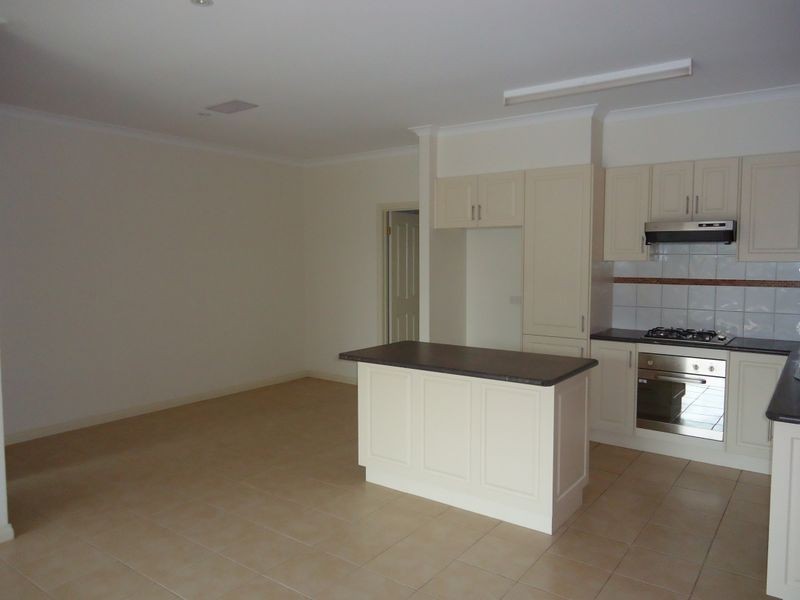 11/84 Heatherton Road, Endeavour Hills VIC 3802