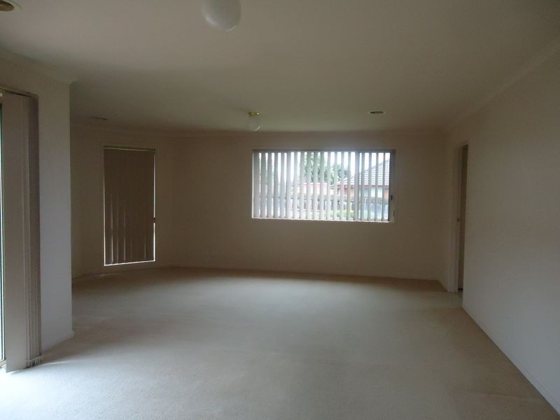 20 Portofino Drive, Cranbourne North VIC 3977