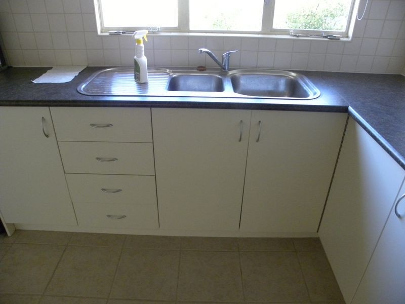 8 Lexton Avenue, Dandenong VIC 3175