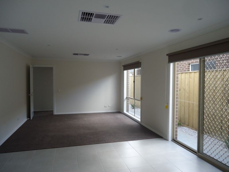 Lot 272/5 Amber Way, Officer VIC 3809