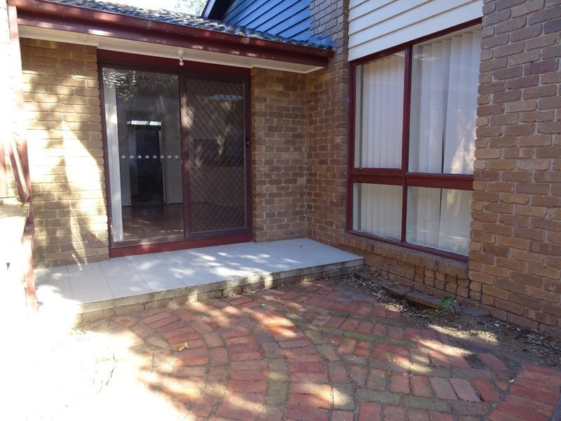 13 Rearden Close, Endeavour Hills VIC 3802