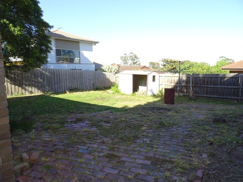 13 Rearden Close, Endeavour Hills VIC 3802