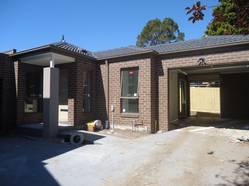 3/49 Benga Avenue, Dandenong VIC 3175