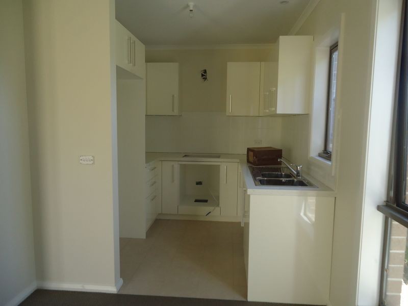 3/49 Benga Avenue, Dandenong VIC 3175