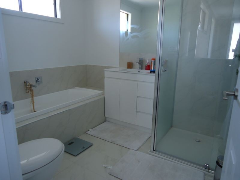 2/90 Oakwood Avenue, Noble Park North VIC 3174