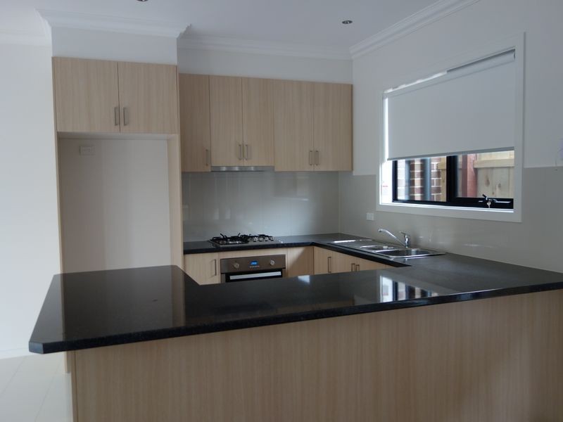 1A Puffin Court, Endeavour Hills VIC 3802