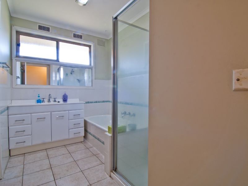 88 Sheoak Street, Doveton VIC 3177