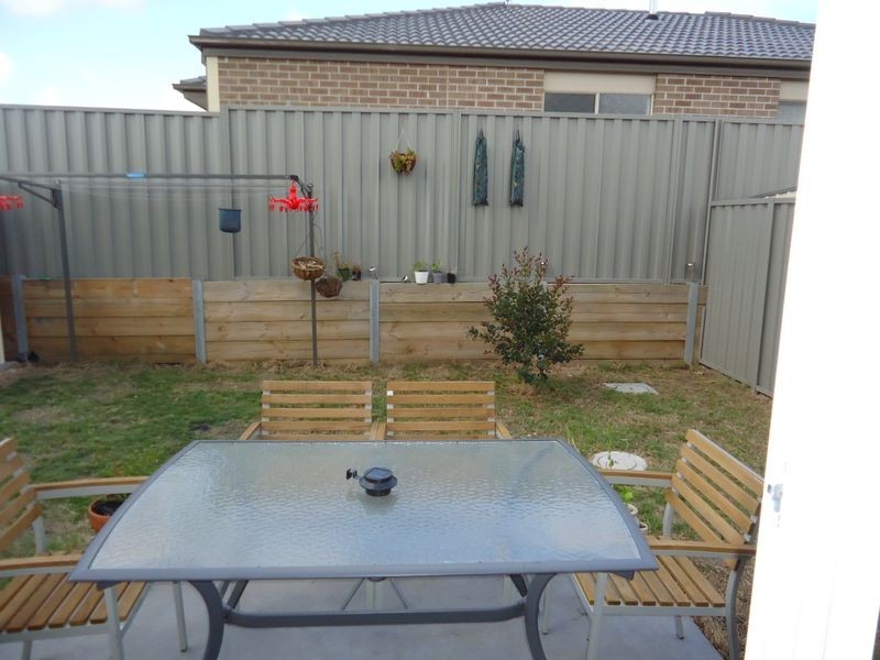 37 Southhampton Drive, Langwarrin VIC 3910