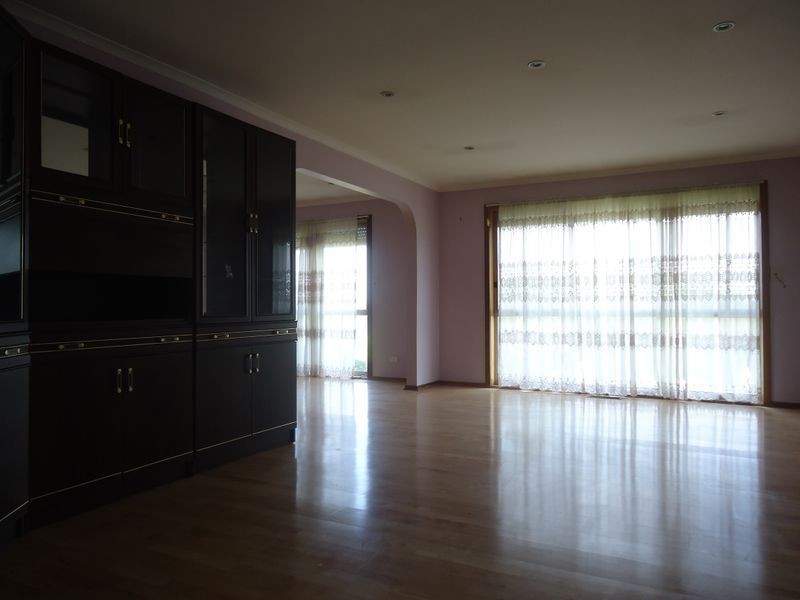 16 Springfield Drive, Narre Warren VIC 3805