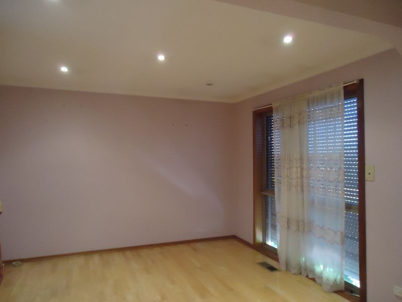 16 Springfield Drive, Narre Warren VIC 3805