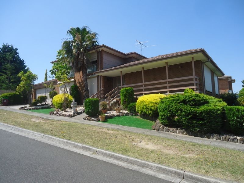 16 Springfield Drive, Narre Warren VIC 3805