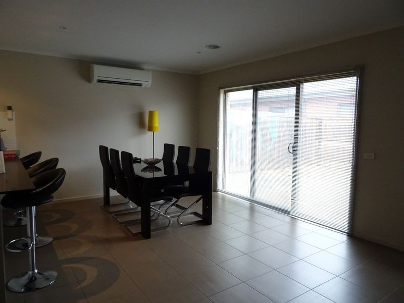 8 Dedina Walk, Dandenong VIC 3175