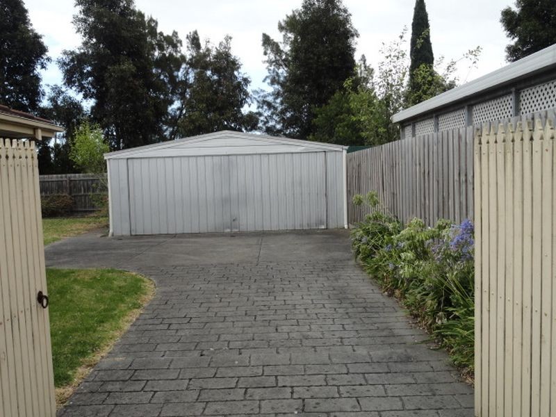 48 Ireland Avenue, Narre Warren VIC 3805