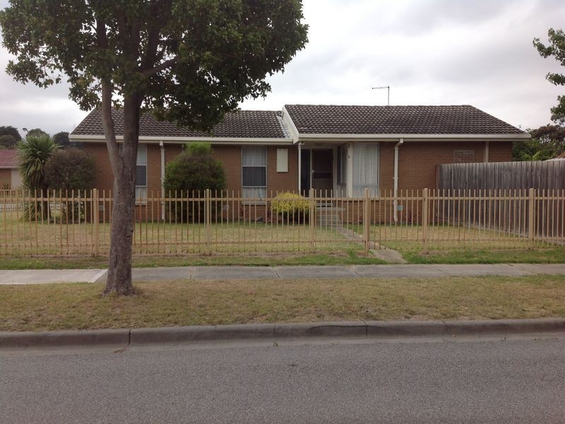 4 Tern  Court, Endeavour Hills VIC 3802