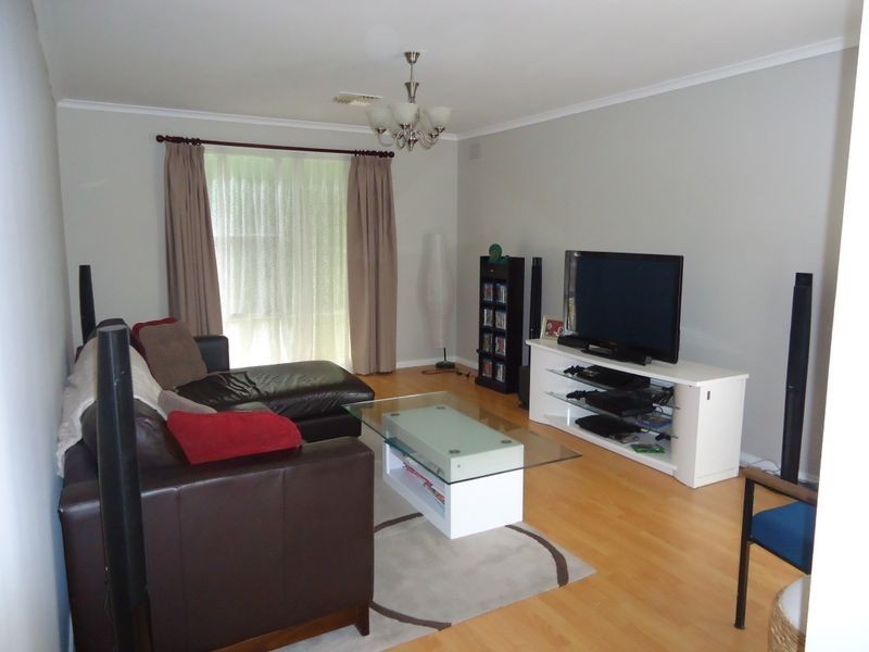 4 Tern  Court, Endeavour Hills VIC 3802