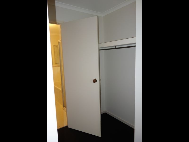 54 Preston Avenue, Endeavour Hills VIC 3802