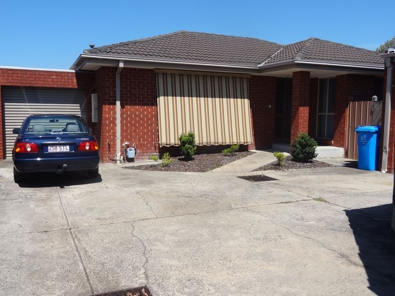 2/64 Ross Street, Dandenong VIC 3175