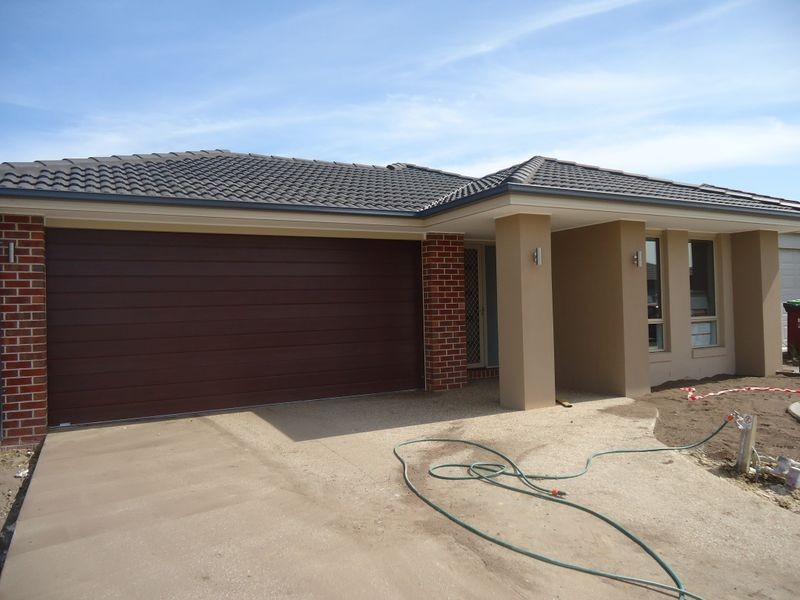 Lot  2817/22 Naas Road, Clyde North VIC 3978
