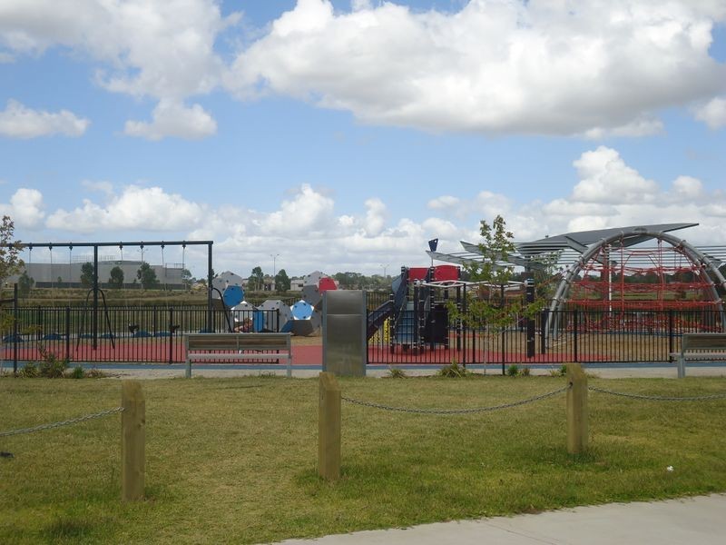 Lot  2817/22 Naas Road, Clyde North VIC 3978