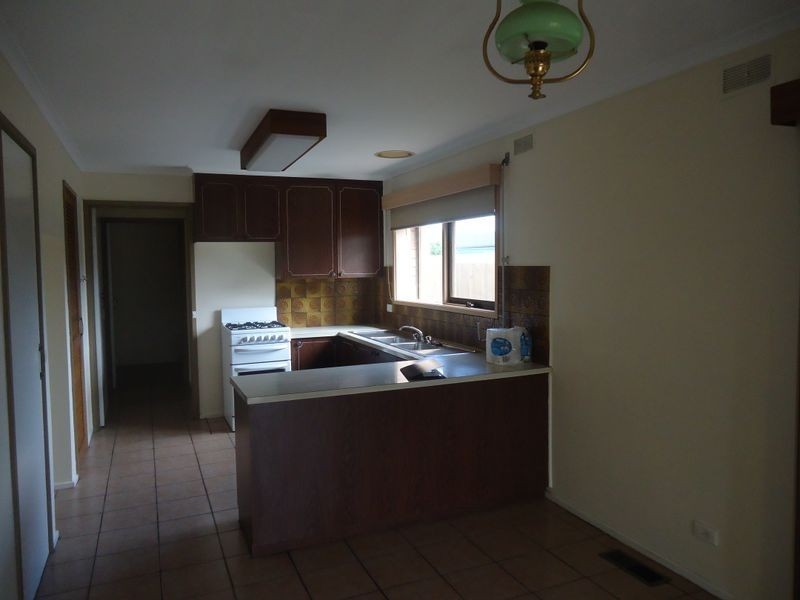 29 Carlisle Road, Hallam VIC 3803