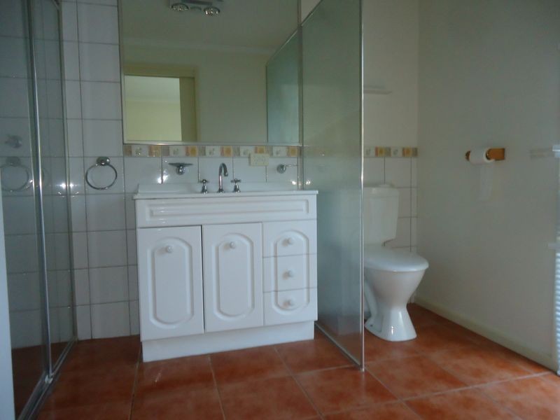 24 Evan Street, Berwick VIC 3806