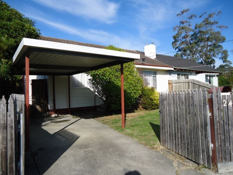 24 Oak Avenue, Doveton VIC 3177