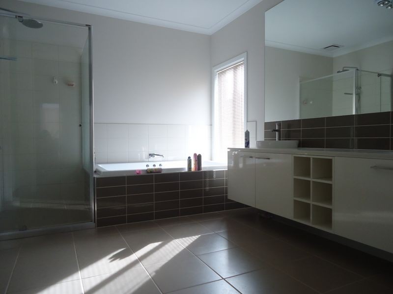 7 Dugan Court, Pakenham VIC 3810