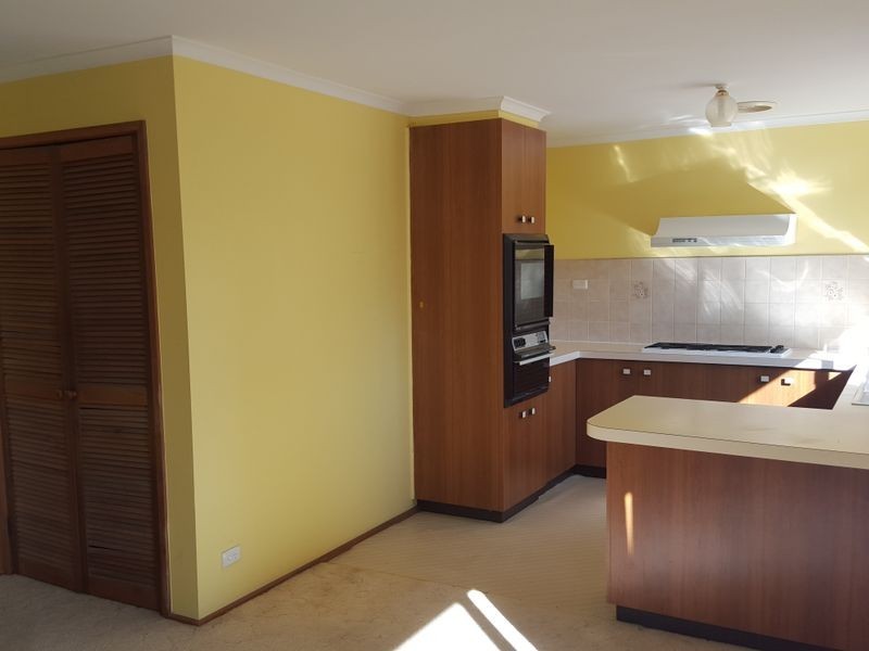 24 Clydebank Avenue, Endeavour Hills VIC 3802