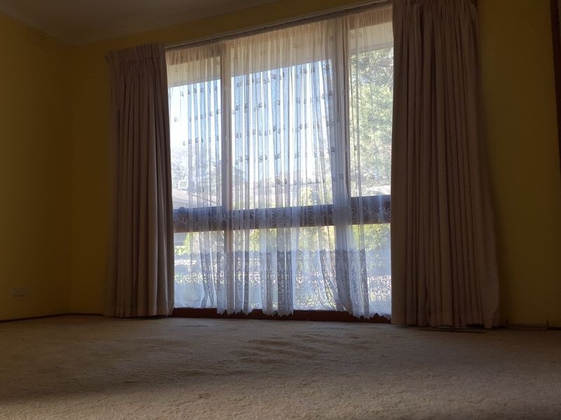 24 Clydebank Avenue, Endeavour Hills VIC 3802