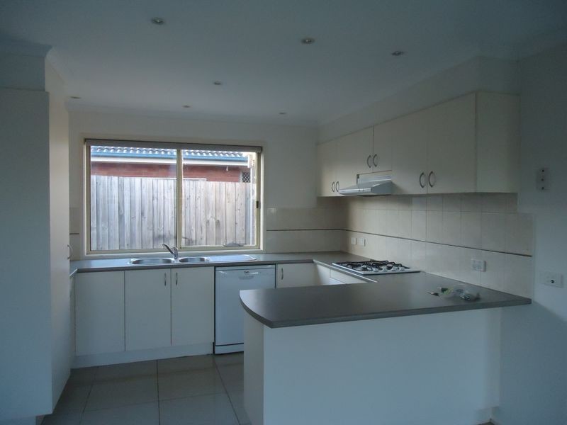 9 Hartsmere Drive, Berwick VIC 3806