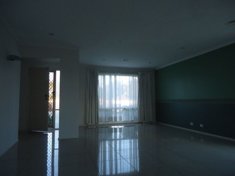 9 Hartsmere Drive, Berwick VIC 3806