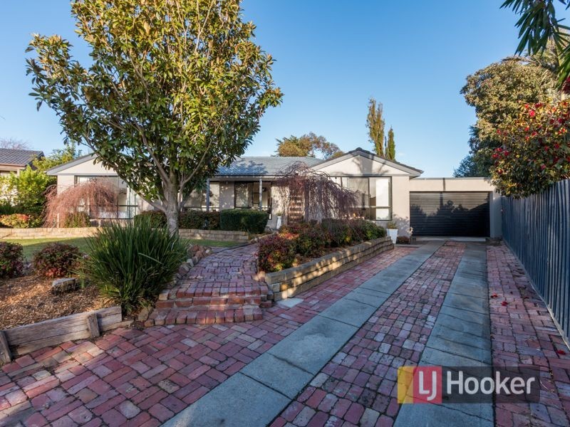 9 Patterson Court, Endeavour Hills VIC 3802