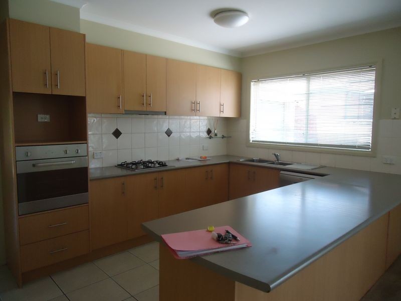 13 Atkinson Drive, Berwick VIC 3806