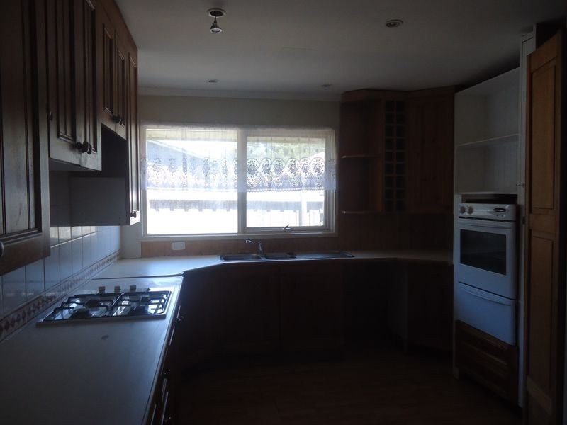 1 Glen Alvie Street, Seaford VIC 3198