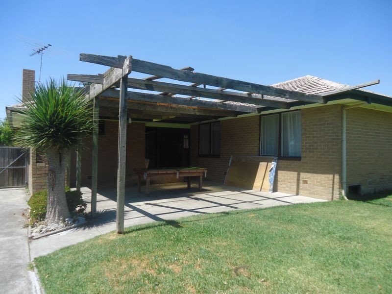 1 Glen Alvie Street, Seaford VIC 3198